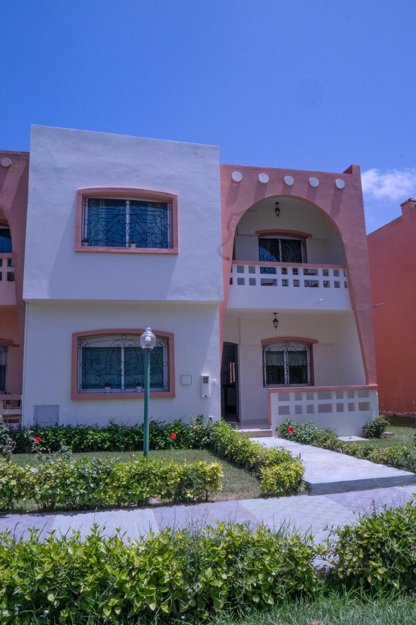 Duplex La Roseraie A 2Min De La Plage 2 Piscines Sidi Bouzid Exterior photo